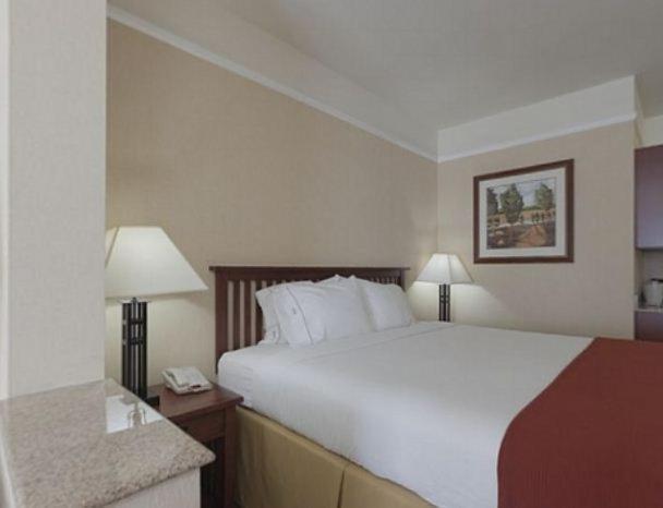 Holiday Inn Express Hotel & Suites San Dimas, An Ihg Hotel Номер фото